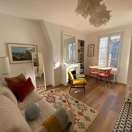 Modern Appartement W/ Tour Eiffel View In The 7Th Paris Eksteriør bilde